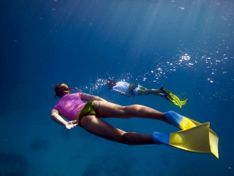 Snorkelling-Tourism-Australia