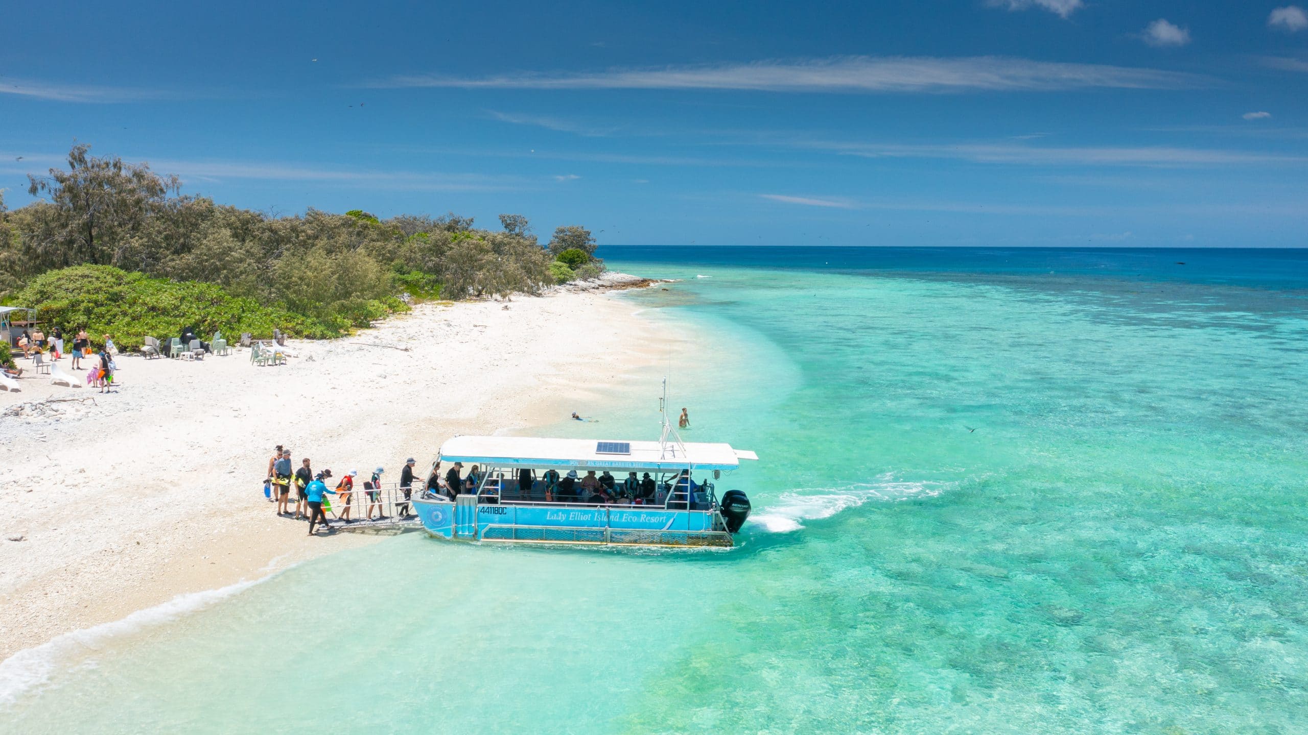 BModern day guests embarking on a Glass bottom Boat and Snorkelling Tour captured by @benanddi